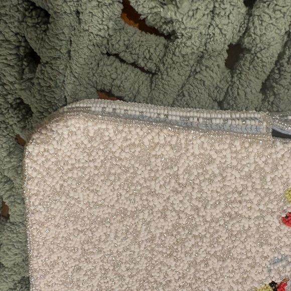 The Fiona Beaded Bag: Winter Icon Edition - Picture 16 of 17